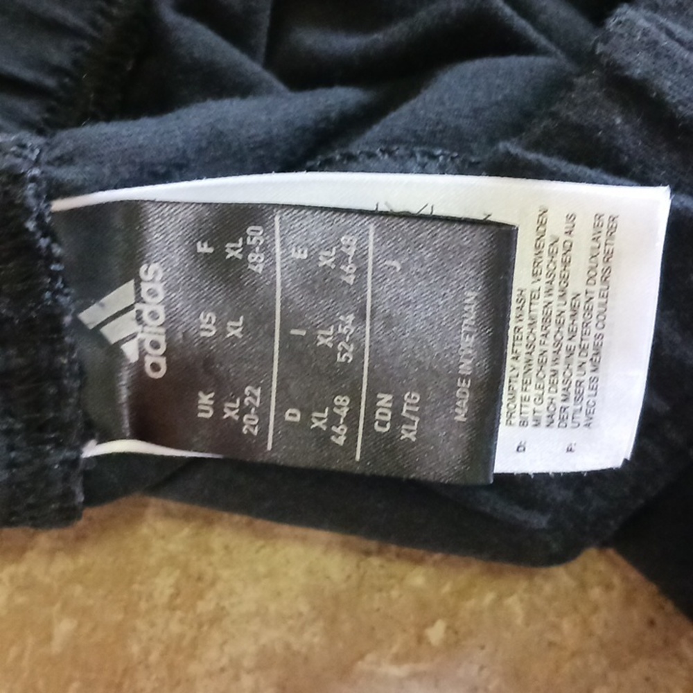 Adidas cotton athletic capris - Picture 3 of 4